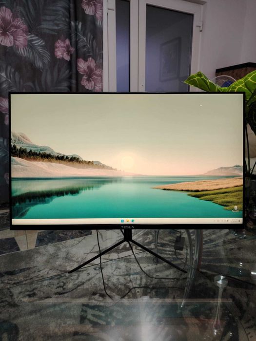 Monitor Tesla 24" Full HD 75Hz – stare foarte bună