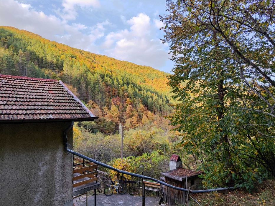 Продава се Къща в с. Церецел, Област София-област - 100 кв.м за 590 €/кв.м - Снимка #20