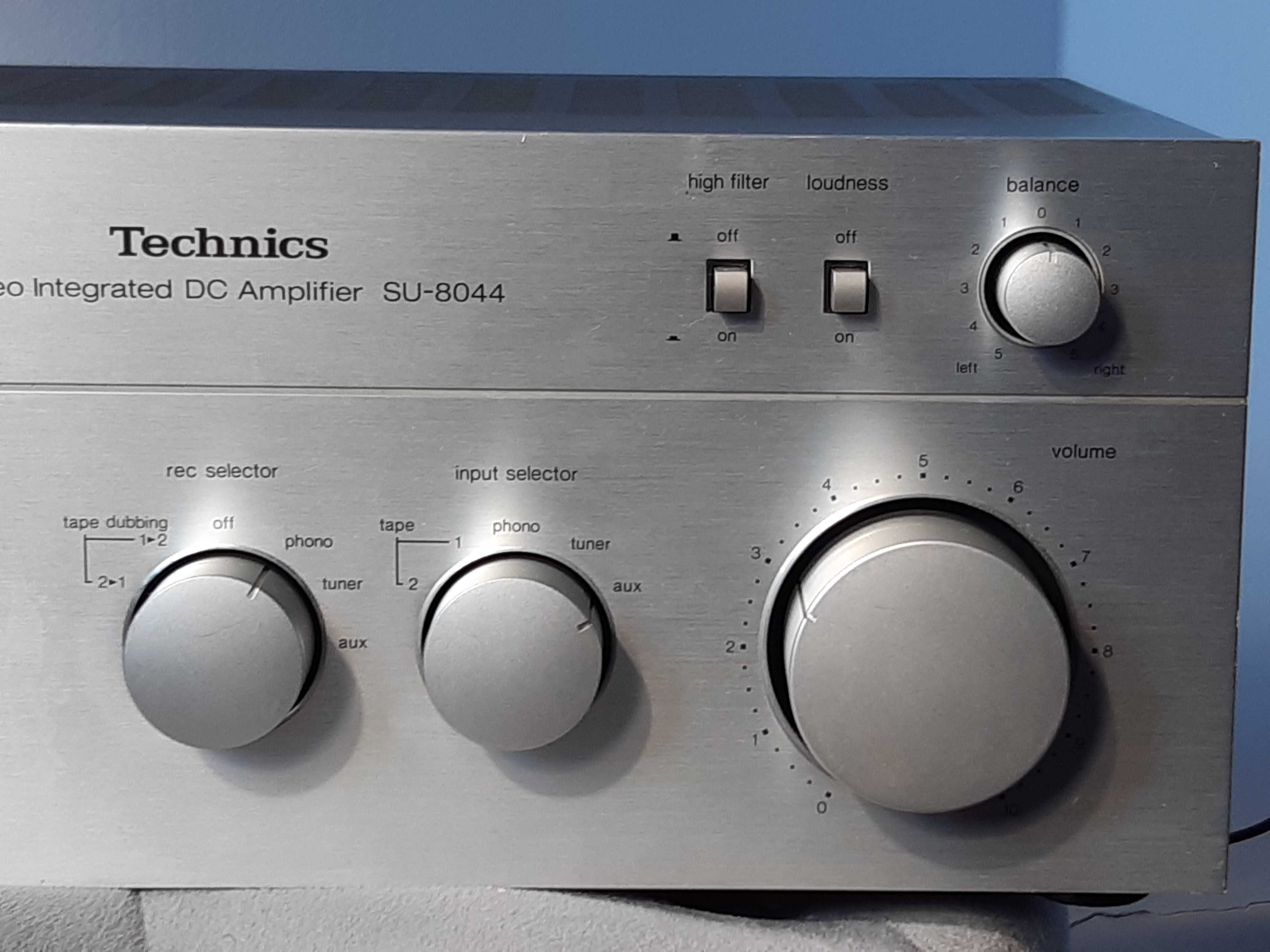 Technics SU-8044