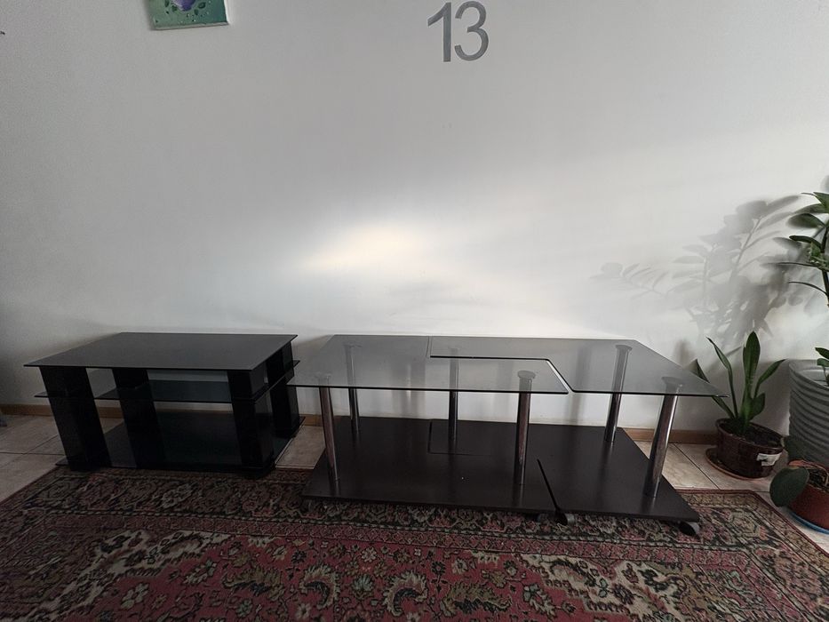 Столик журнальный, под телевизор