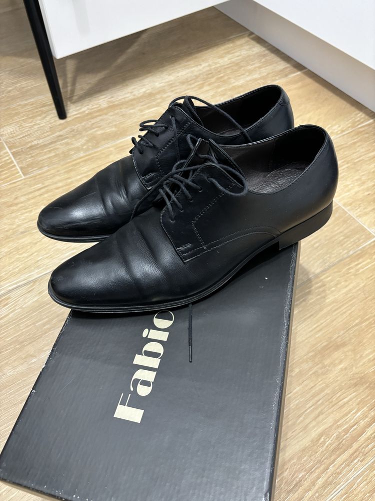 Pantofi barbati eleganti piele