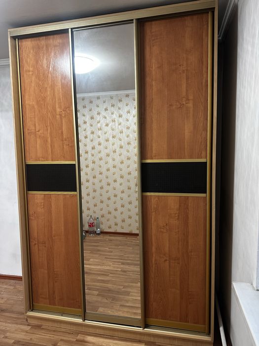 Шкаф купе бу в хорошем состоянии