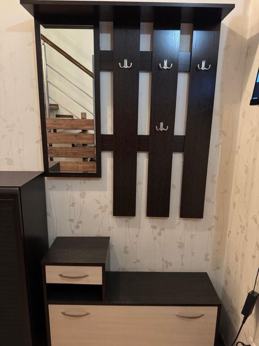 Продаём прихожку б/у в хорошем состоянии