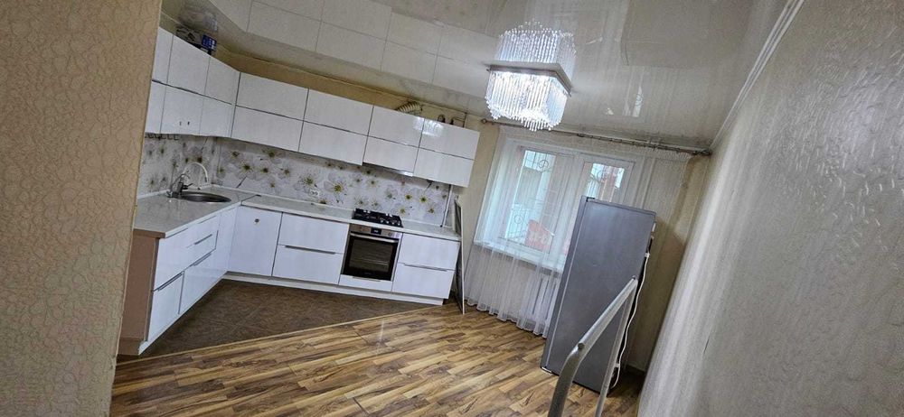 Продам 2 ком квартиру