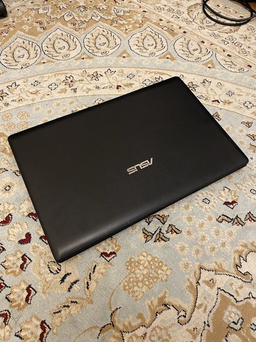 Ноутбук ASUS X75A