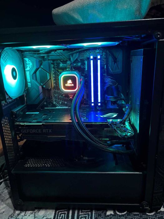 PC Gaming High-End  – Ryzen 9 3900X, RTX 2080 Ti ROG STRIX OC