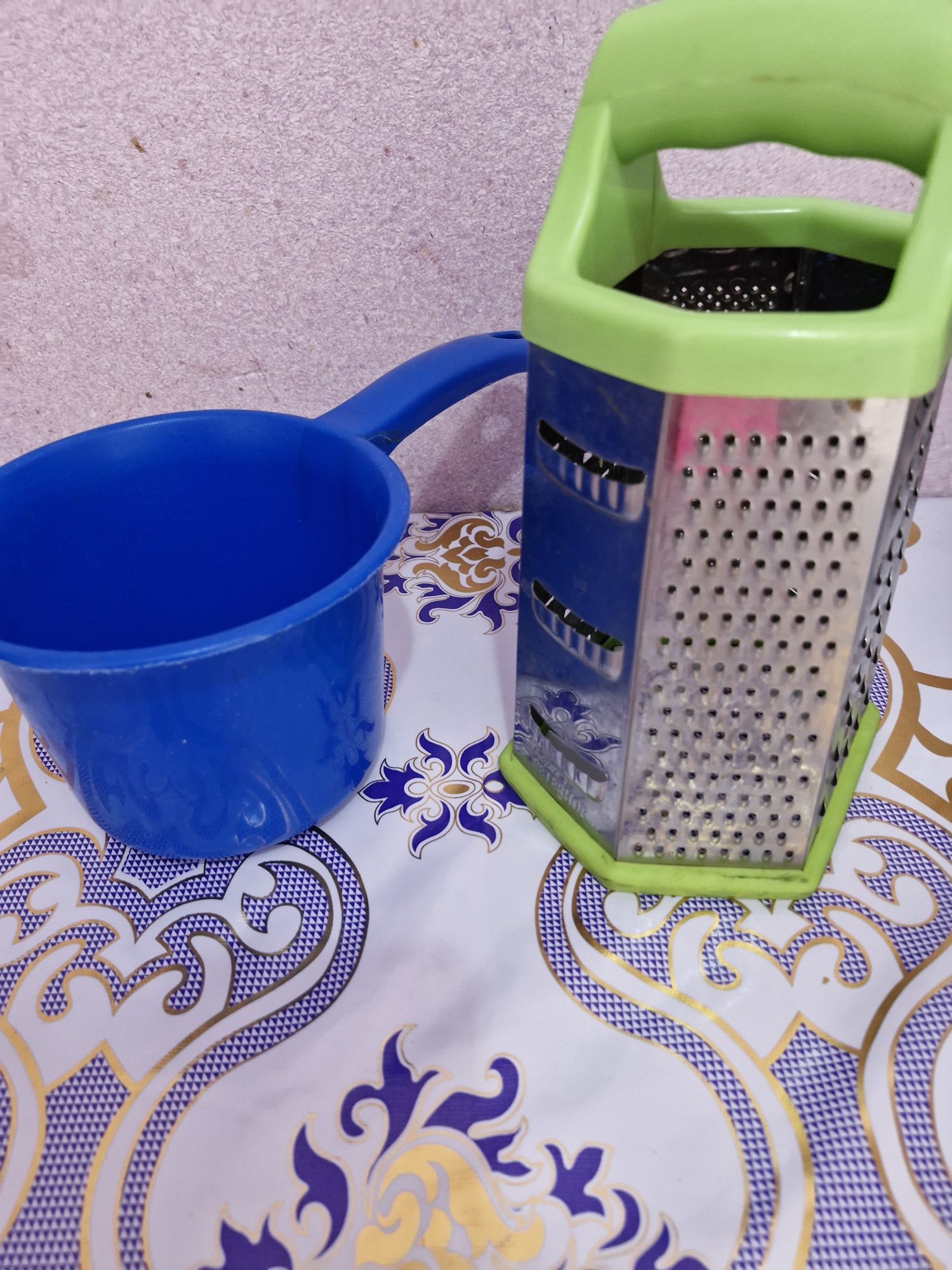 Продам  Ковёр  2 на 3