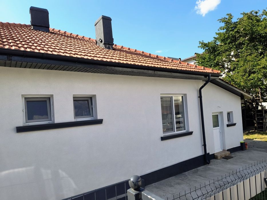 Casa de închiriat în Brezoi- zona centrala