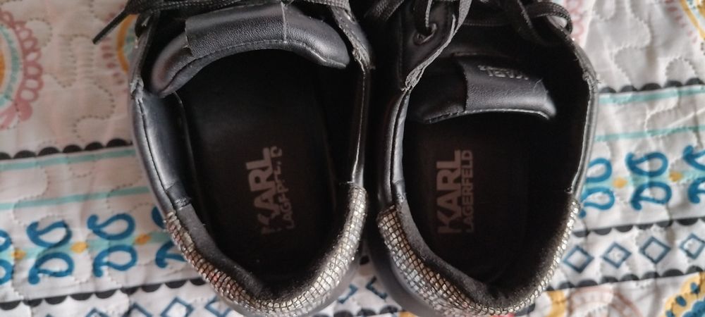 Pantofi adidași papuci dama Karl Lagerfeld Piele nr 39 stare foarte ok