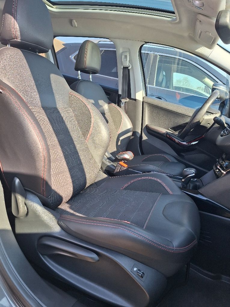 Peugeot 2008 GT-LINE Automat