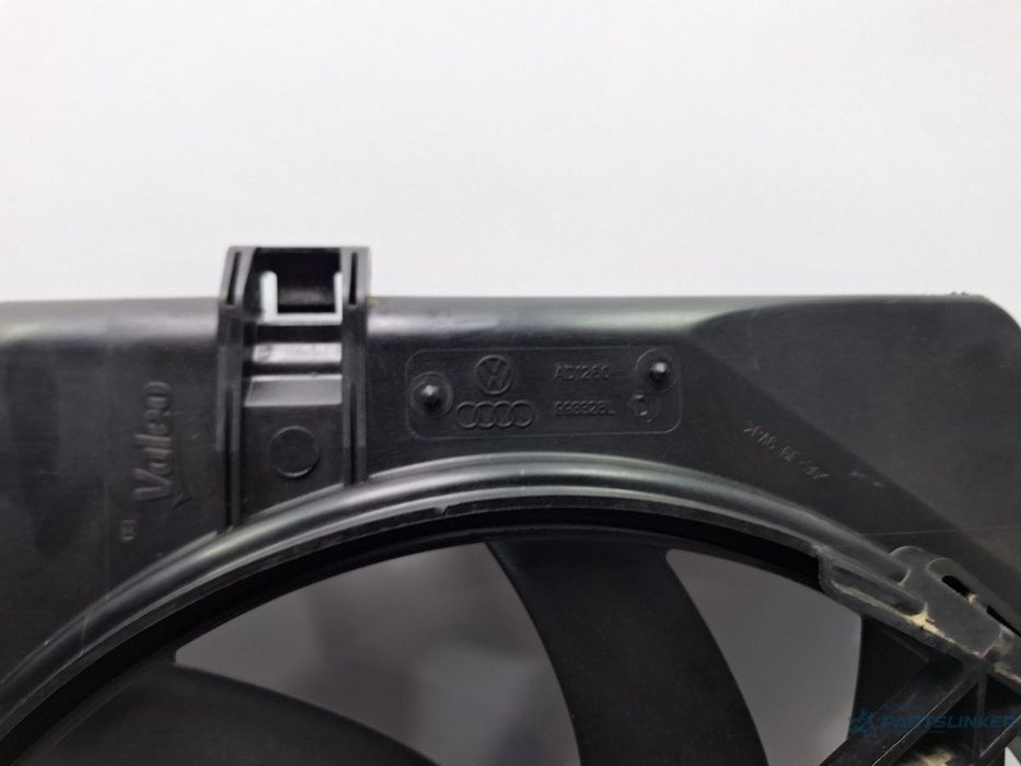 Ventilatoare racire radiator AUDI A4 IV Avant 8K5, B8 2007 - 2015 TDI Valeo 993328L 8K0959501G