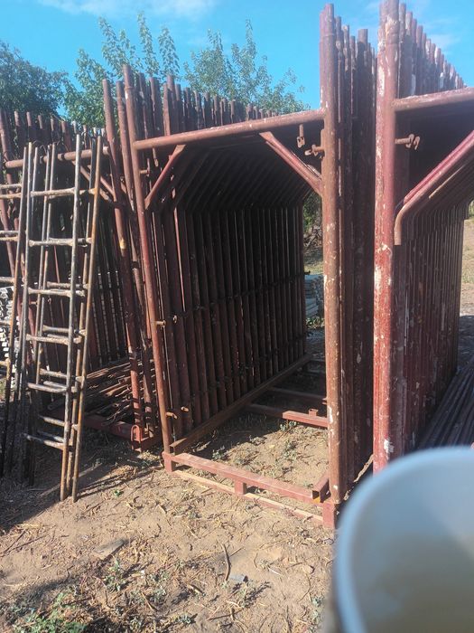 Vindem schela in stare buna