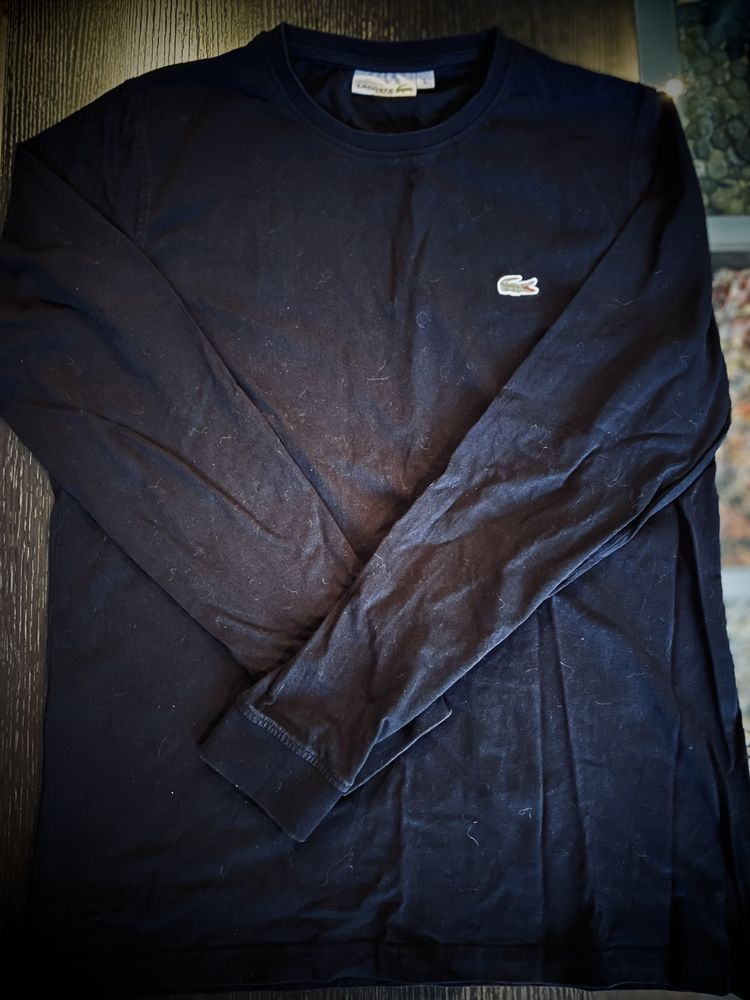 Блузи на Lacoste