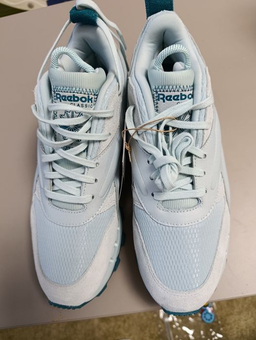 Маратонки reebok cardi b v2