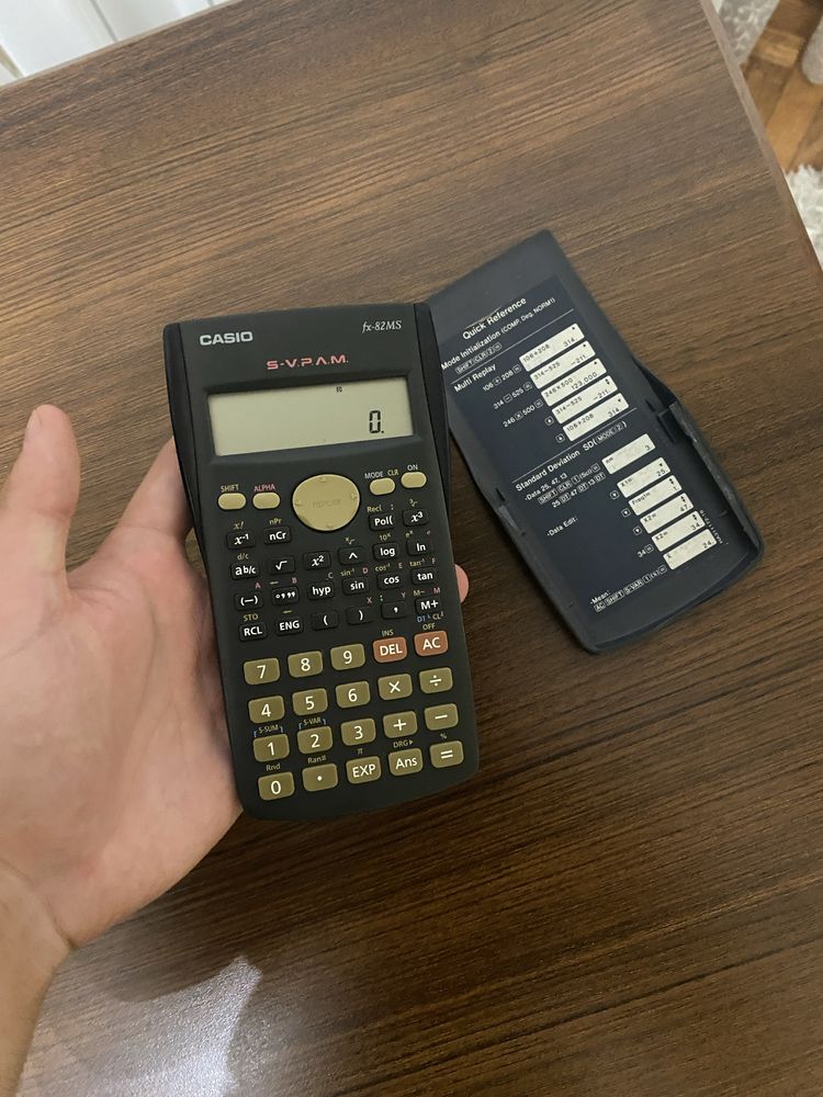 Calculator stiintific Casio Fx-82MS