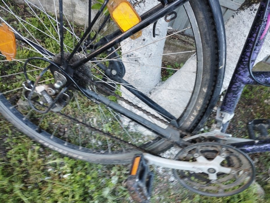 Vând urgent bicicleta, roți de 28