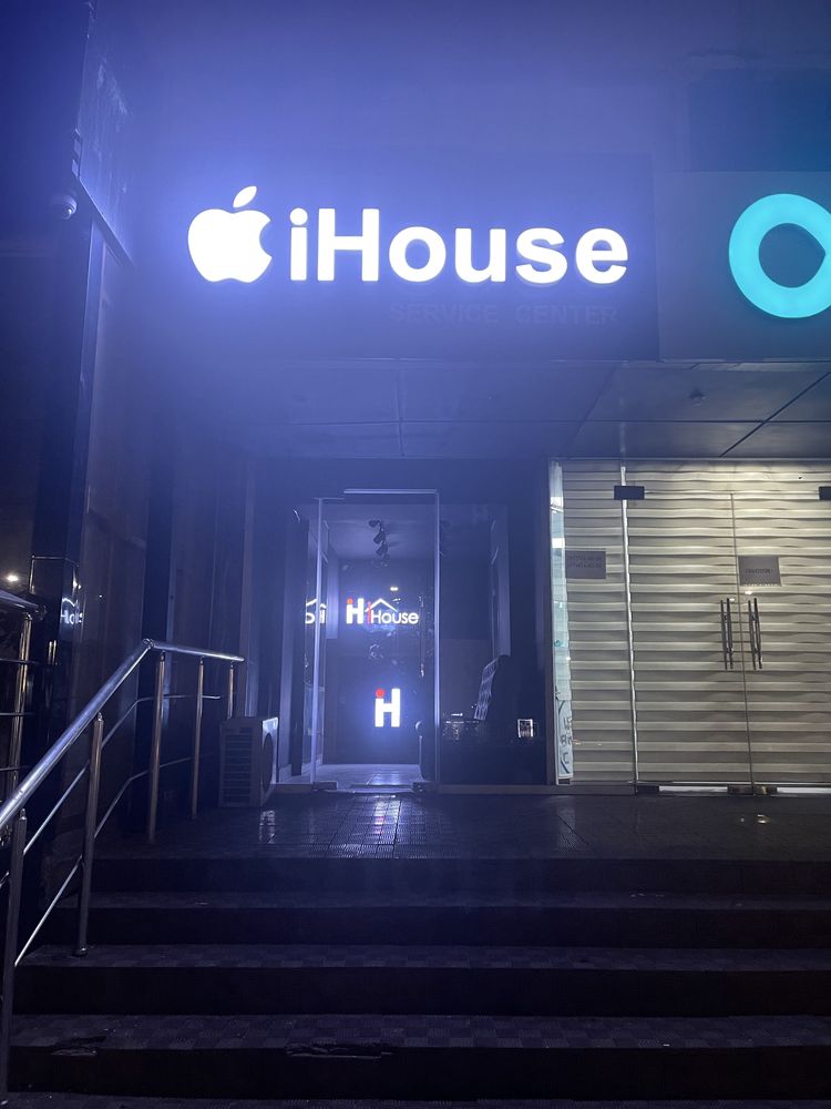 iPhone va boshqa barcha turdagi telefonlarga LCD ekran (displey) lar.