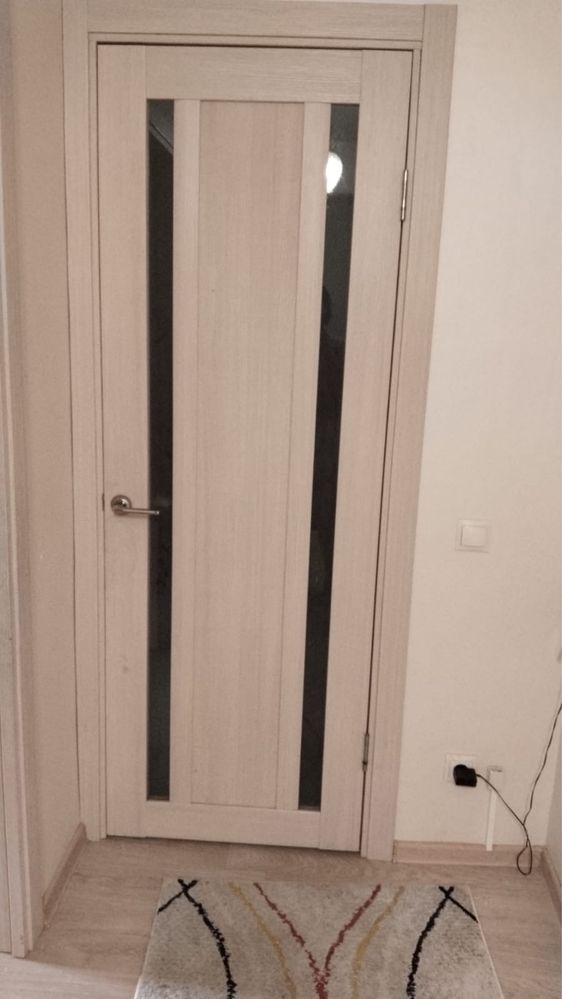 Дверь / есік жақсы сапада