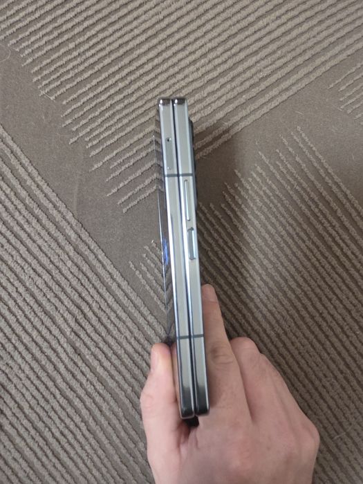 Samsung Galaxy Z Fold 4- 512GB/12GB RAM