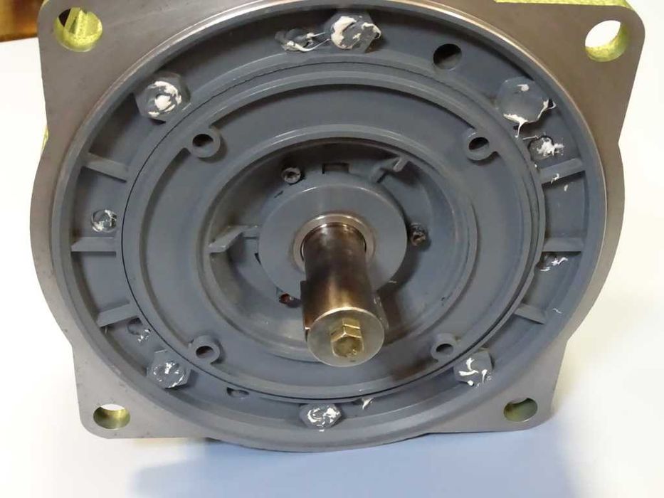 Сервомотор AXEM MC24P R0011 DC Disc Armature servomotor