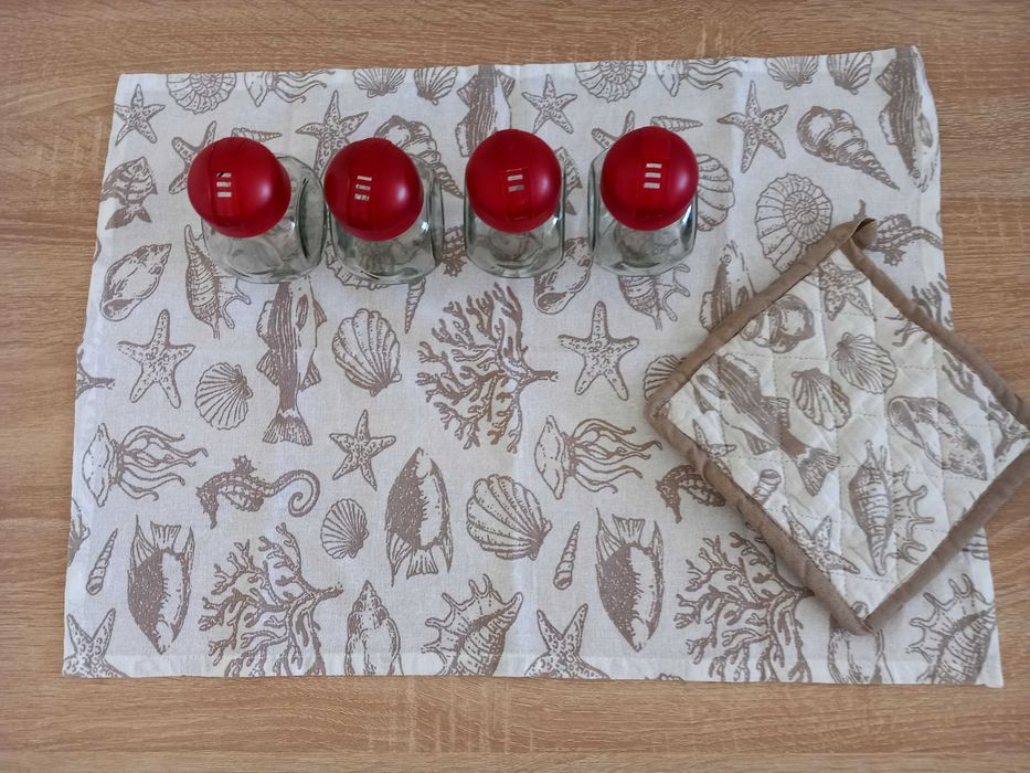 Нов комплект за подправки