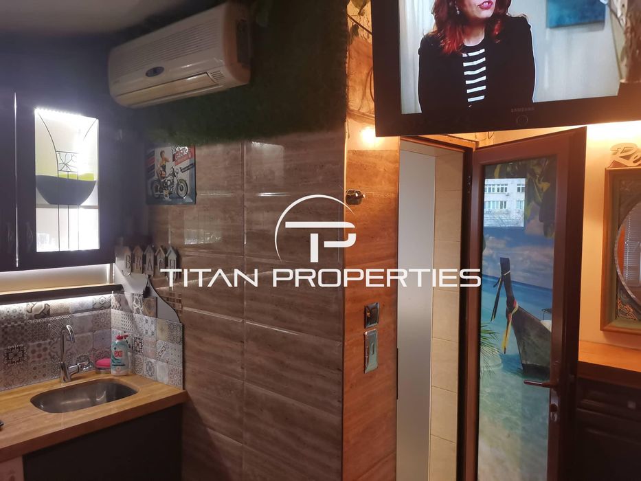 Дава се под наем Едностаен апартамент в Бургас, Център - 30 кв.м за 306 € - Снимка #4