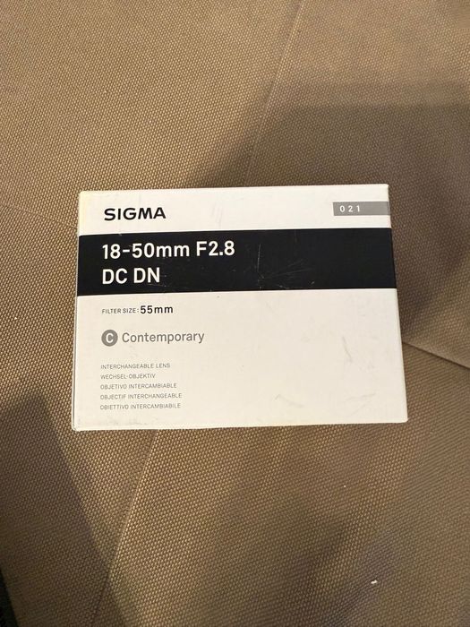 Obiectiv Sigma 18-50mm F2.8 DC DN Nou