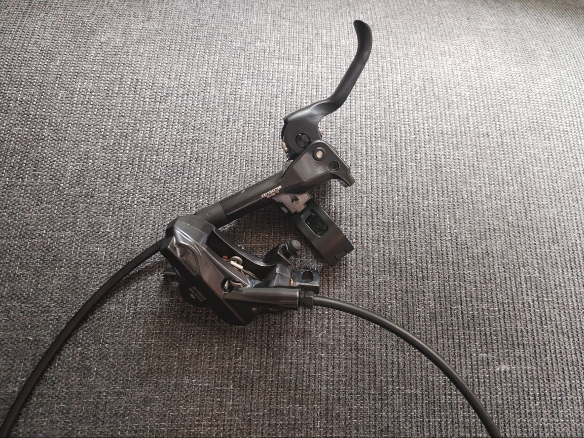 Set frane SHIMANO DEORE ( 4 pistoane și 2 pistoane )