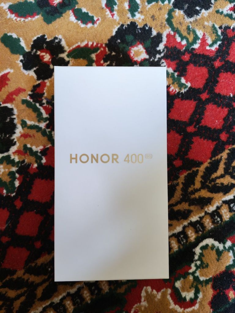 Honor 400 12/256