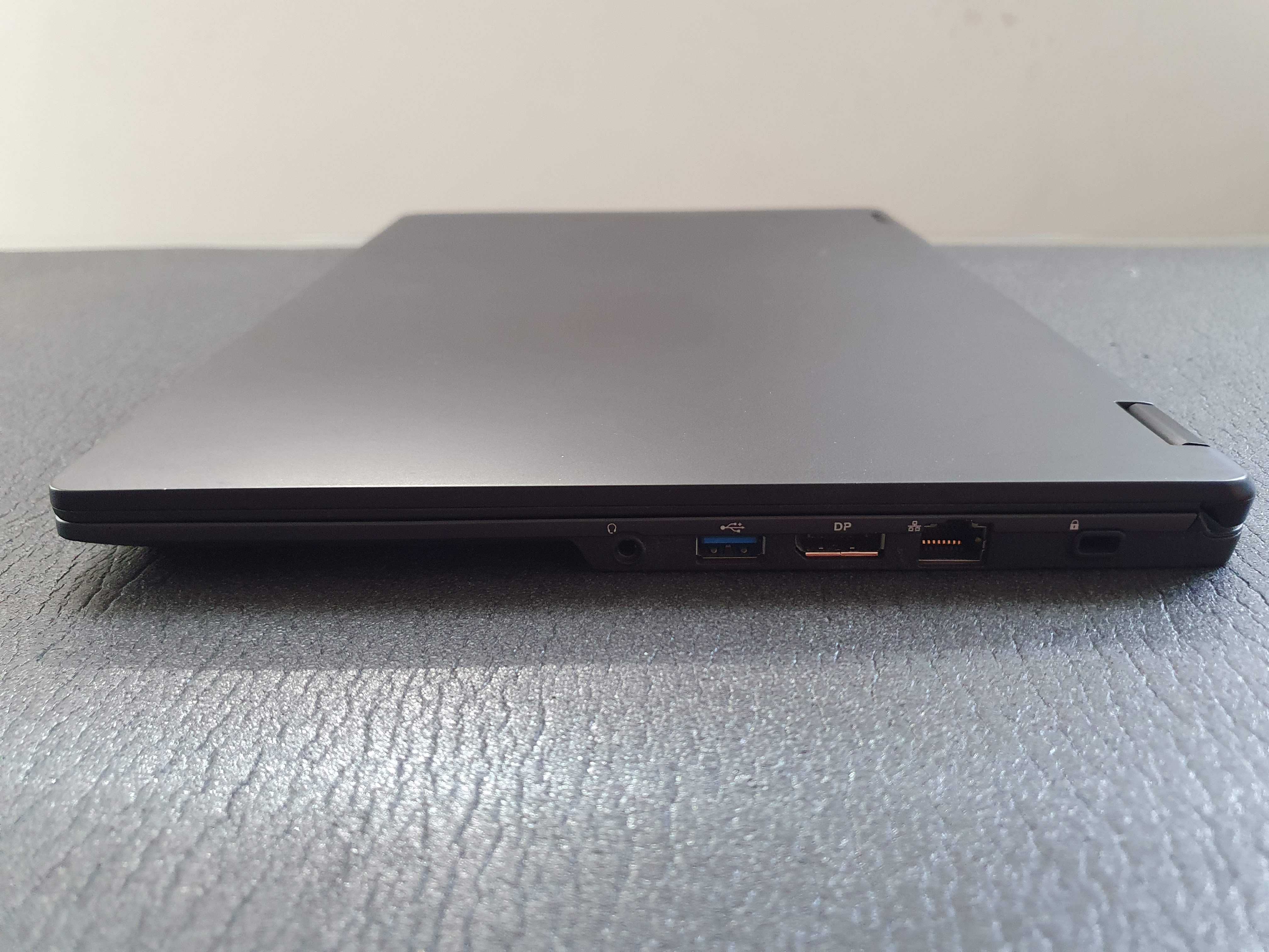 Fujitsu LifeBook U748