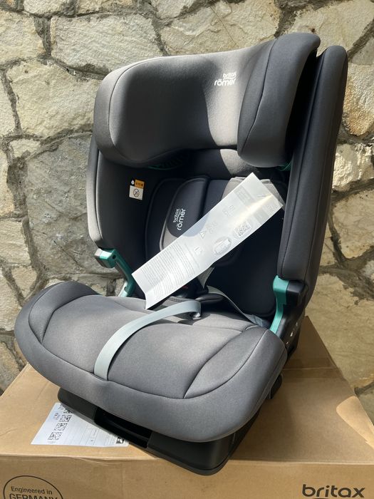 Ново! Детско столче за кола Britax Römer Evolvafix i-Size, Isofix, Сив