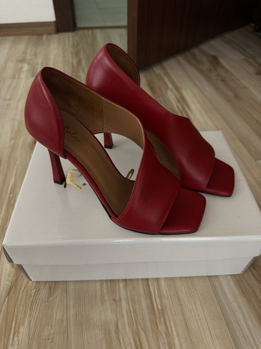 Обувки на ток естествена кожа