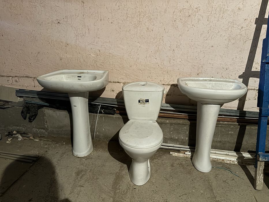 Горка стенка (без телевизара) хорошом состояний и кухный ганитор