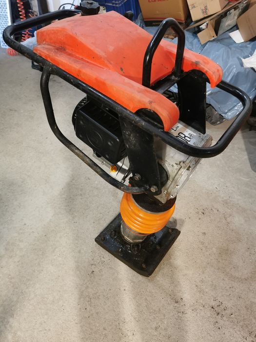 Mai compactor bisonte