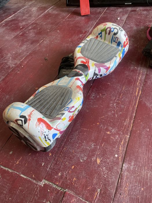 Продам гидроскутер, рабочий но проблема с аккумляторам, но заряжается