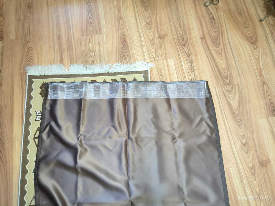 Draperii pe maro, material bun,stare excelenta , 19 buc/set