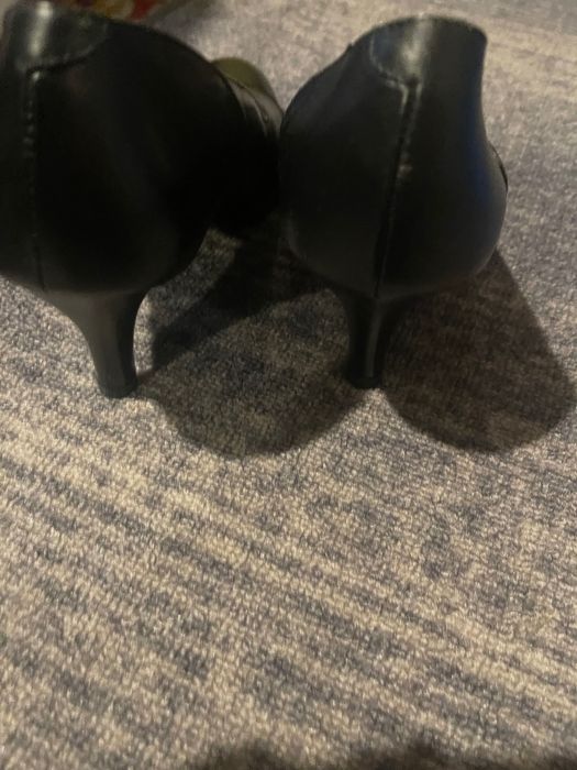 Pantofi cu toc, noi , nr 39, brand Marelbo