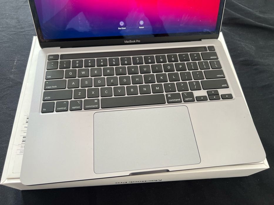 MacBook Pro 13” 2020 | Intel i5 | 8GB | Идеален для работы и учёбы