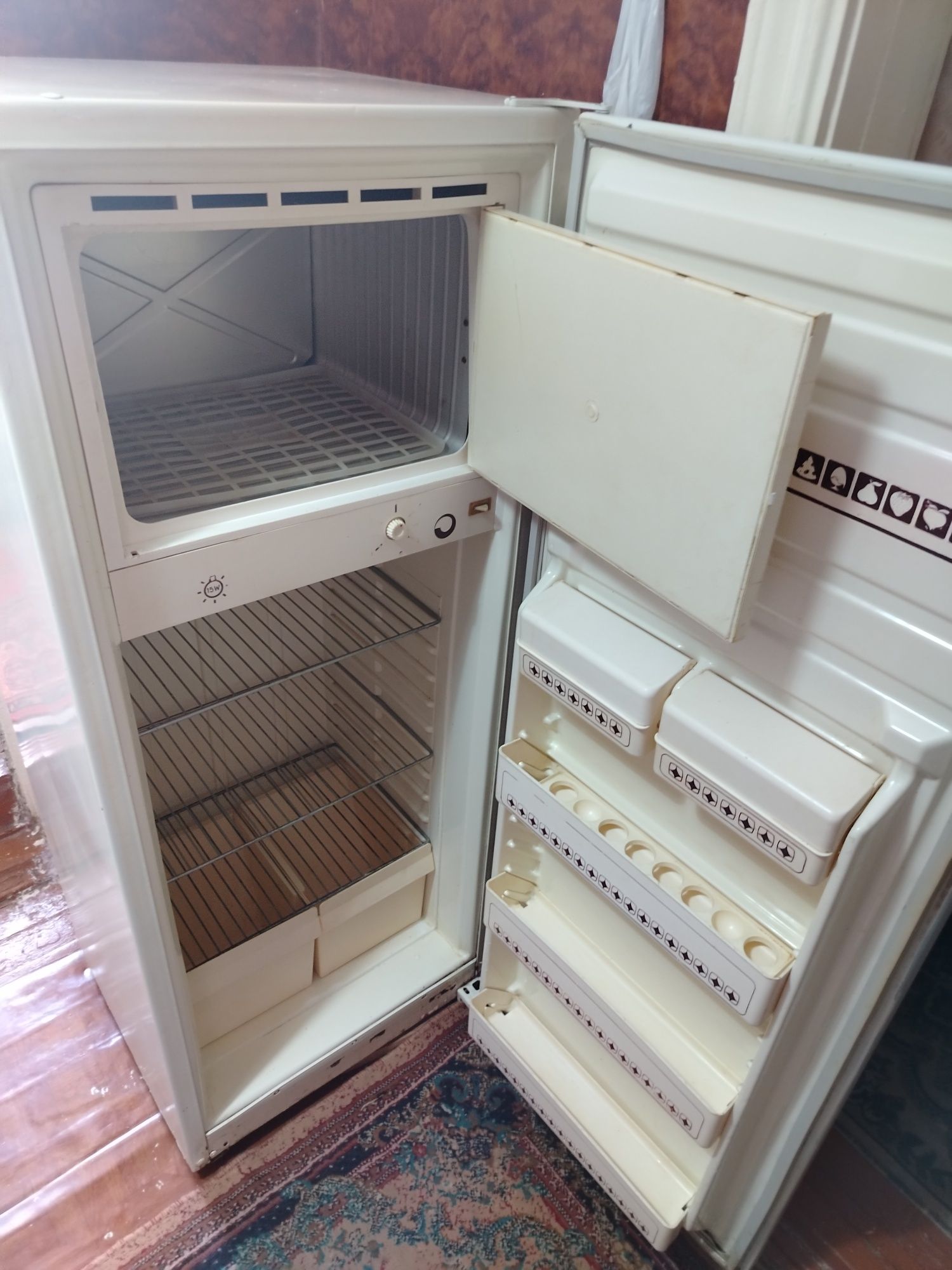 Продаётся холодильник