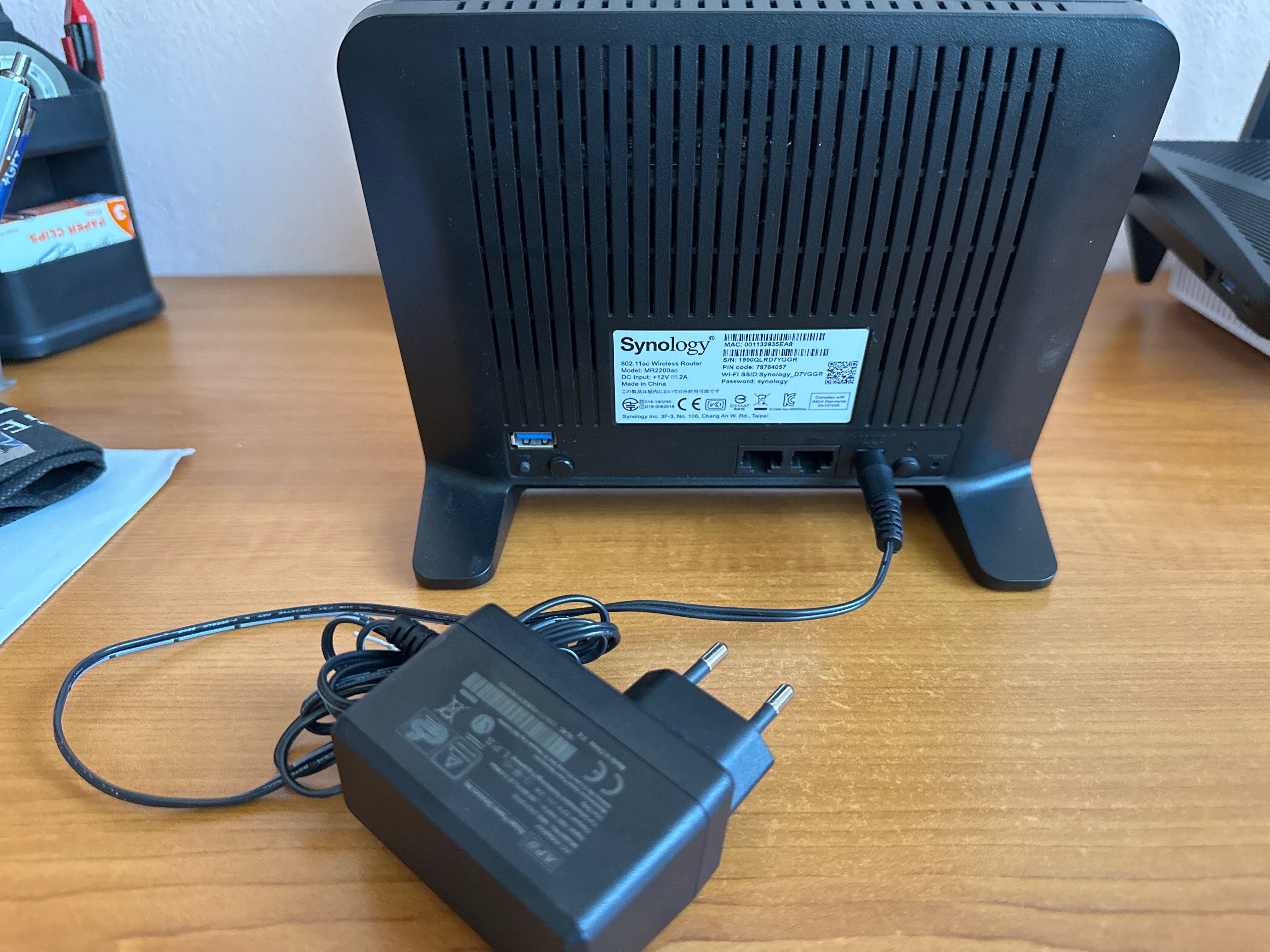 Synology MR2200AC безжичен рутер Двубандов (2,4 GHz / 5 GHz) Черен