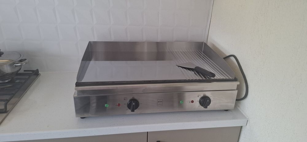 Gratar metro profesional. Ca nou .