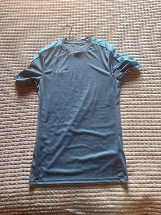 nike drifit новая с бирками оригинал женская