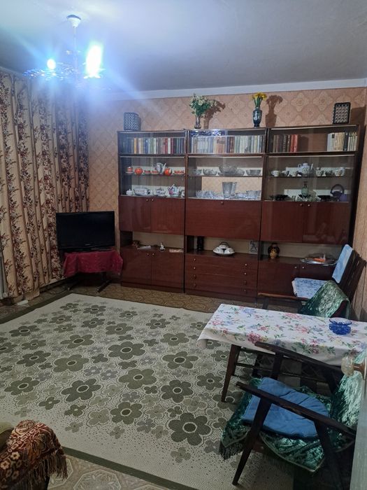 Сдаётся на Юнусабаде 7  ,2/1/4 ,