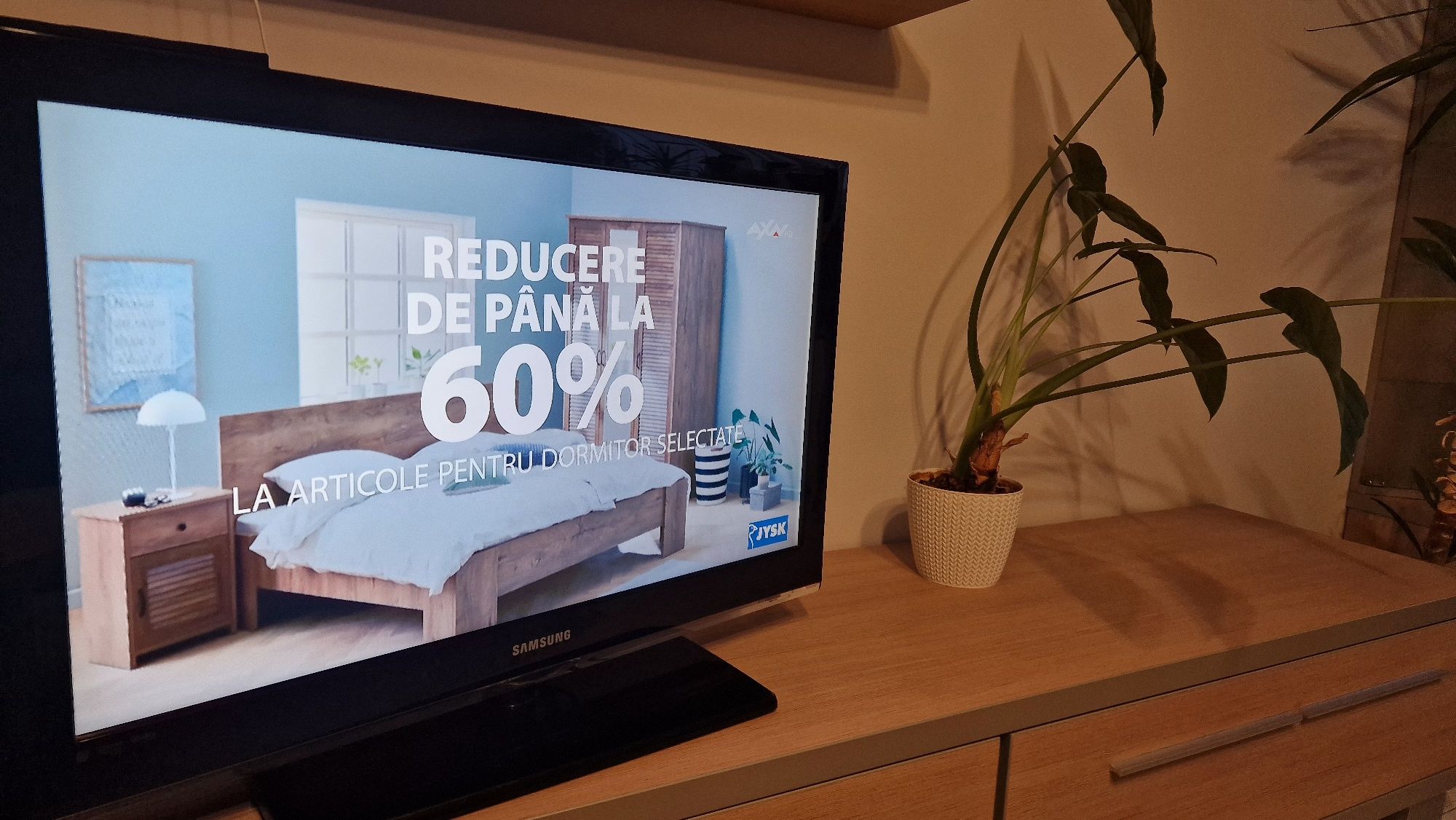 Televizor SAMSUNG full hd 80 cm