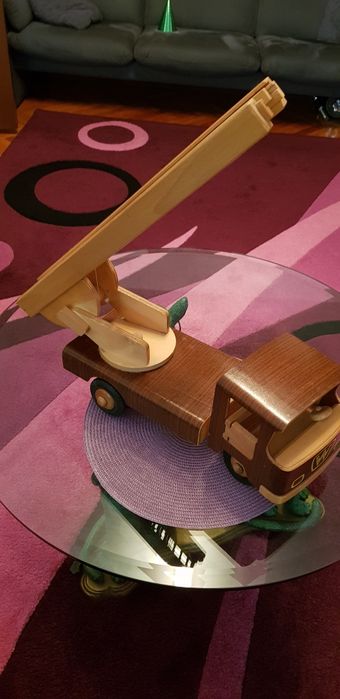 Masina de lemn Frobel