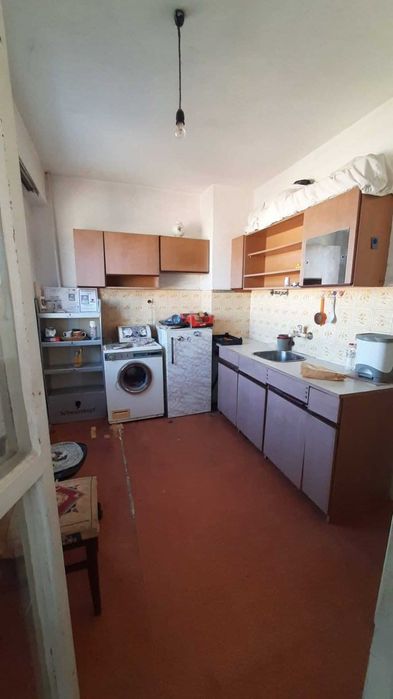 Продава се Двустаен апартамент в Пловдив, Кючук Париж - 65 кв.м за 1247 €/кв.м - Снимка #3