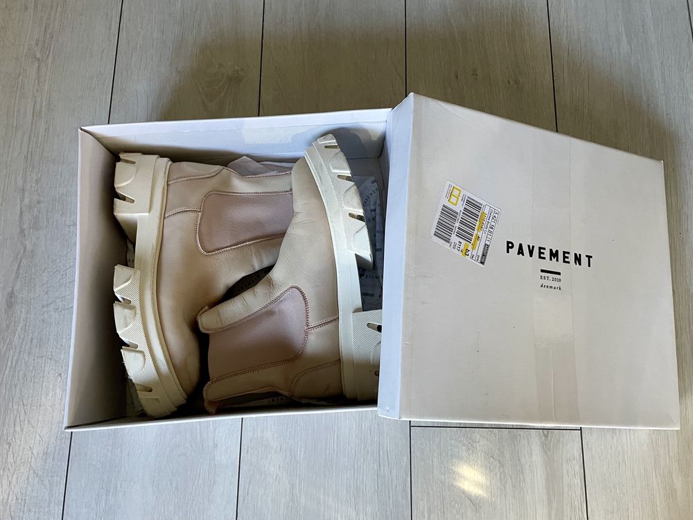 Pavement-ест кожа(size-40)