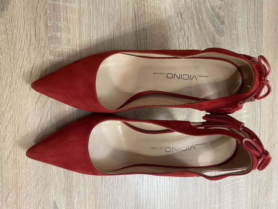 Pantofi stiletto rosii