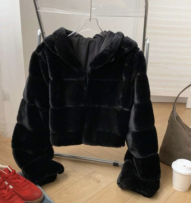 Пухкаво черно яке размер ХS