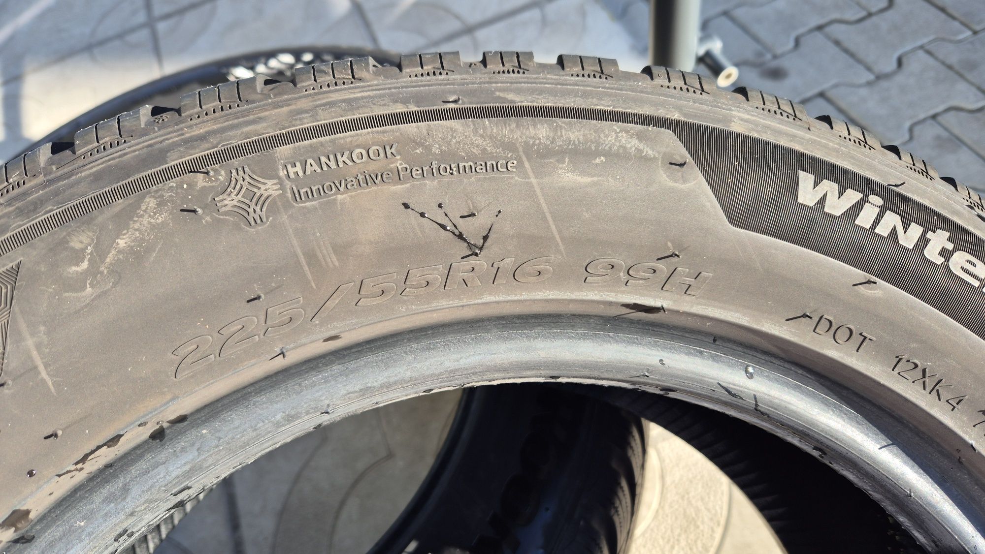 2бр зимни гуми 225/55/16 99H HANKOOK /22г